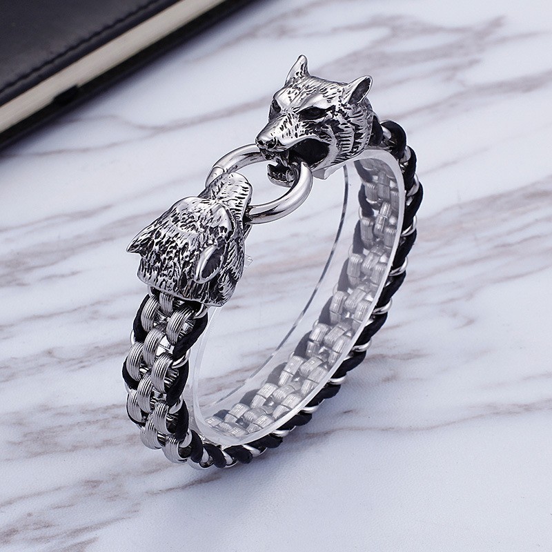Titanium Double Wolf Head Ring Clasp Titanium Bracelet For Men Titanium Double Wolf Head Ring Clasp Titanium Bracelet For Men