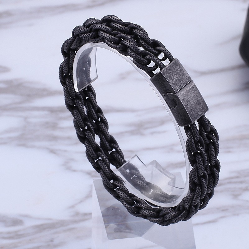 Men's Titanium Type Men's Black Day Titanium Bracelet Men's Titanium Type Men's Black Day Titanium Bracelet