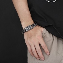 Retro Fashion Black Chic Style Wolf Head Titanium Bracelet For Men