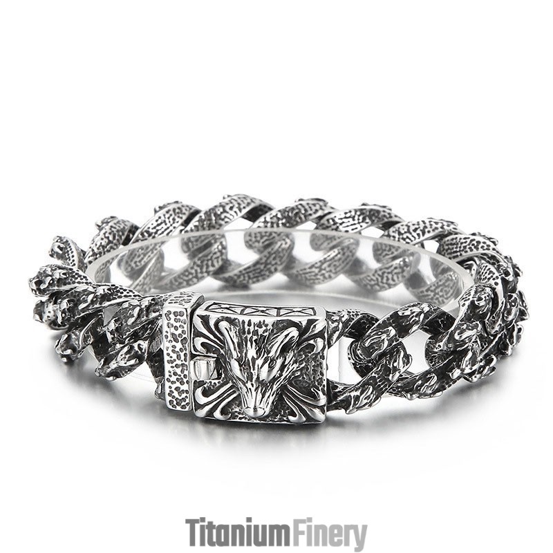 Retro Fashion Black Chic Style Wolf Head Titanium Bracelet For Men Retro Fashion Black Chic Style Wolf Head Titanium Bracelet For Men