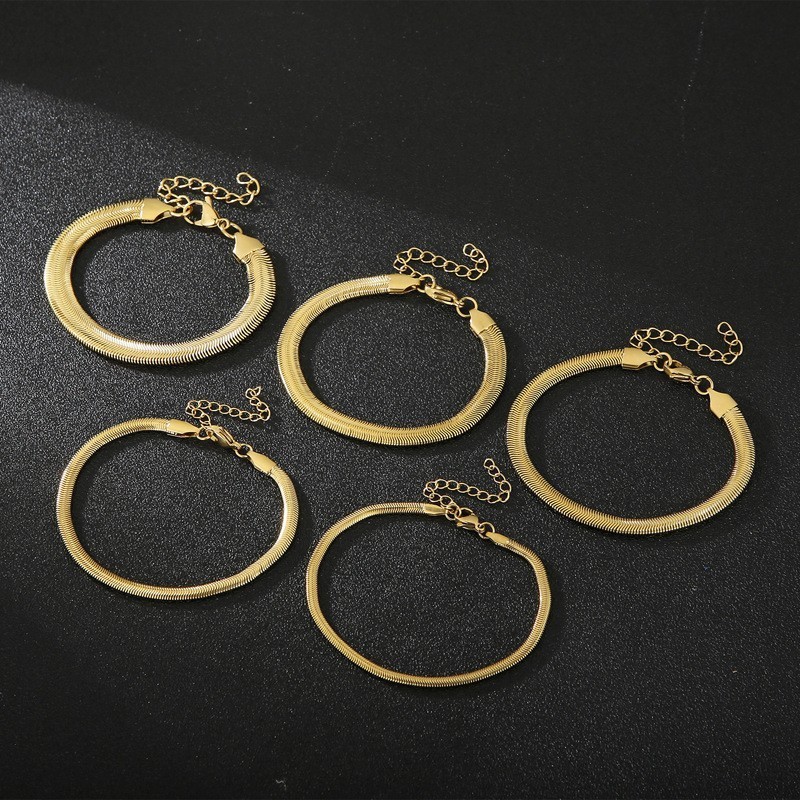 Fashion Snake Bone Chain Titanium Men's And WoMen's Bracelets Fashion Snake Bone Chain Titanium Men's And WoMen's Bracelets