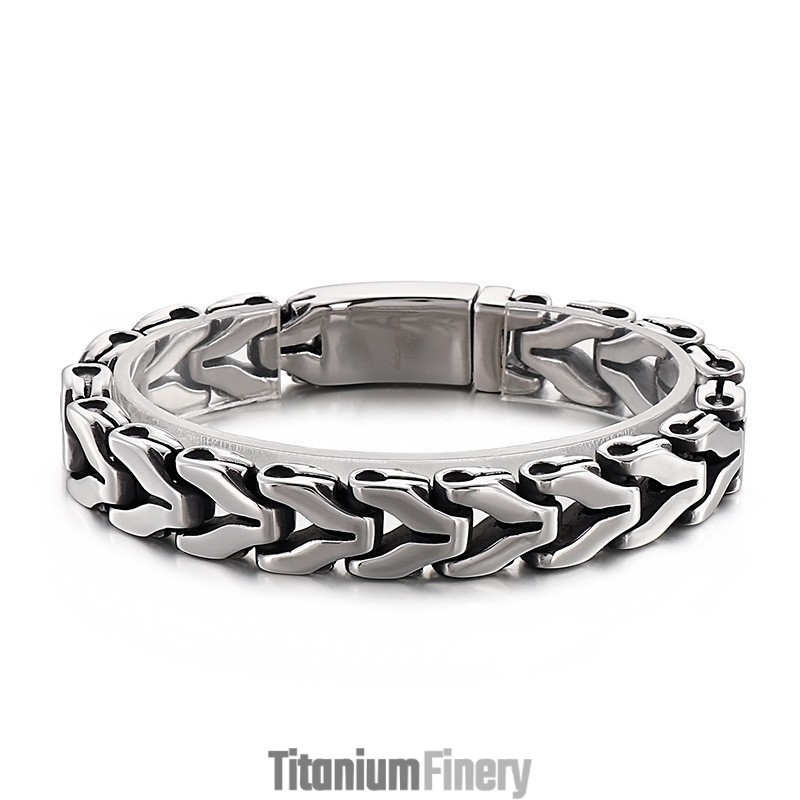 Vintage Dragon Bone Chic Titanium Bracelet For Men