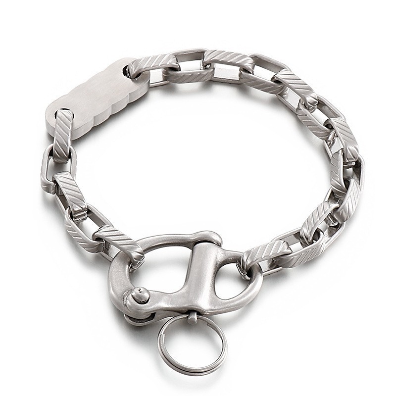 Retro Black Square Striped Keychain Men's Titanium Bracelet Retro Black Square Striped Keychain Men's Titanium Bracelet