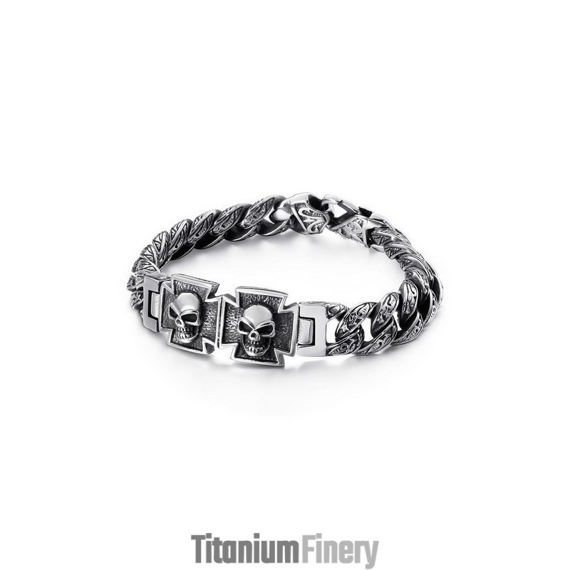 Cool Skull Cross With Zirconia Titanium Bracelet Cool Skull Cross With Zirconia Titanium Bracelet