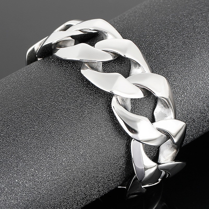 Fashion Men's Polished Hand Jewelry Titanium Bracelet Fashion Men's Polished Hand Jewelry Titanium Bracelet