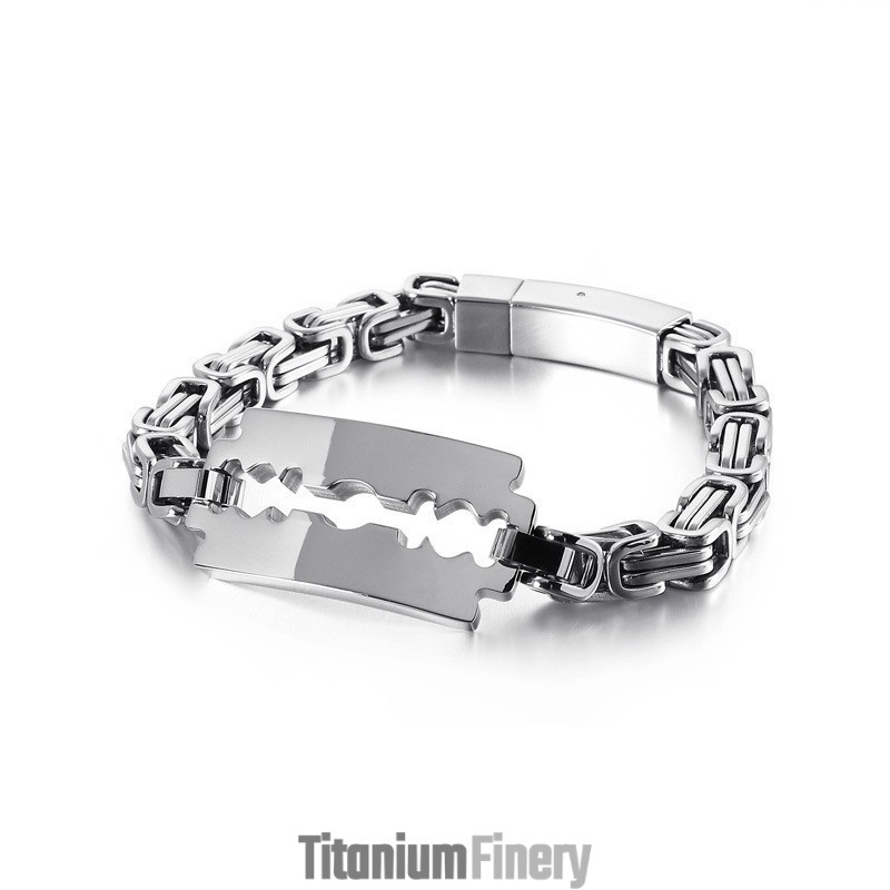 Titanium Emperor Chain Blade Curved Sign Tide Jewelry Titanium Emperor Chain Blade Curved Sign Tide Jewelry