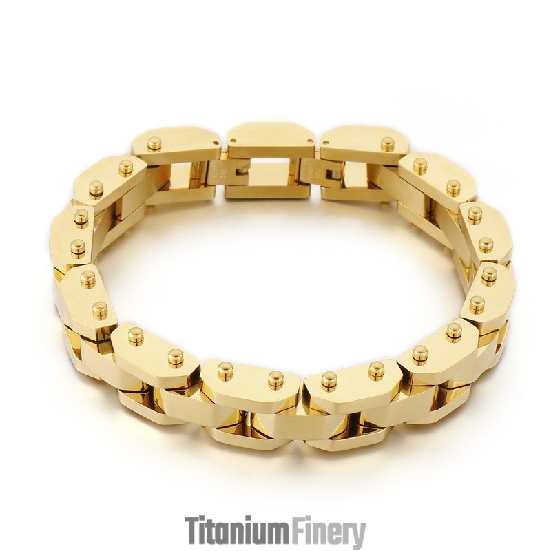 Cool Electroplated Chic Style Titanium Bracelet For Men Cool Electroplated Chic Style Titanium Bracelet For Men