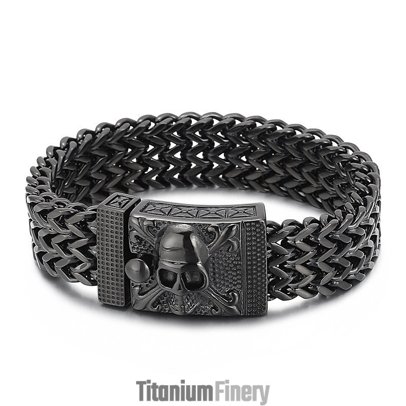 Hip-Hop Skull Titanium Bracelet For Men Hip-Hop Skull Titanium Bracelet For Men