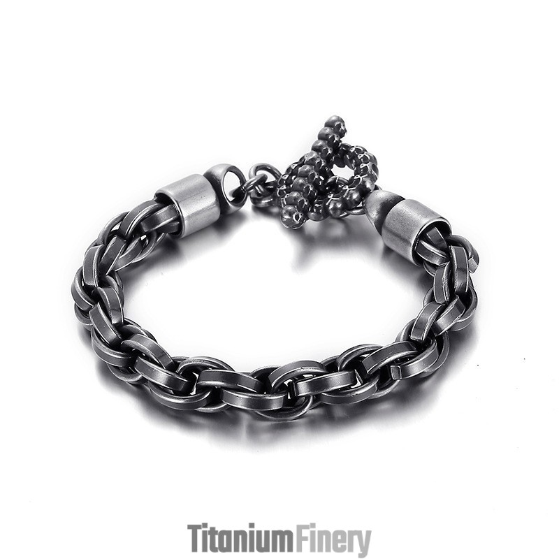 Cool Fashion Skull Clasp Titanium Bracelet For Men Cool Fashion Skull Clasp Titanium Bracelet For Men