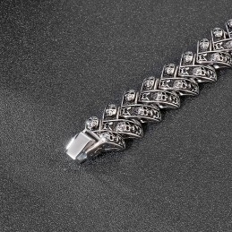 Cool Heavy Skull Stereoscopic Men's Titanium Bracelet