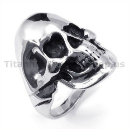 Titanium Skull Ring