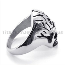 Titanium Skull Ring