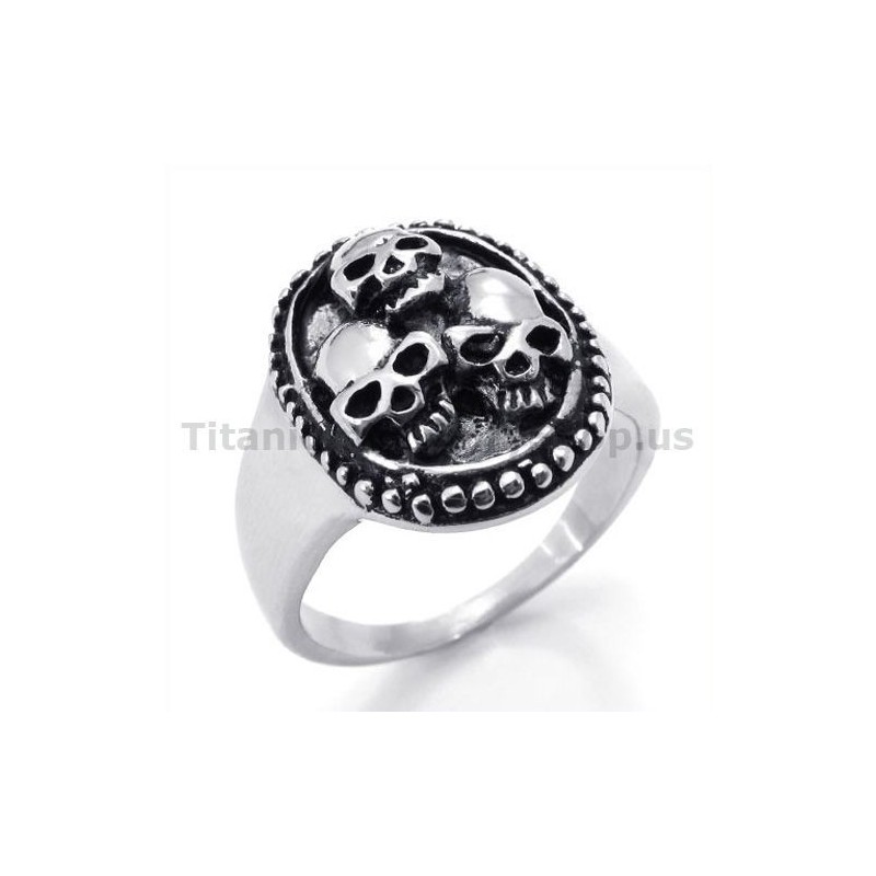Three Skull Titanium Ring Three Skull Titanium Ring