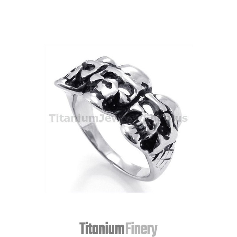 Three Skull Titanium Ring Three Skull Titanium Ring