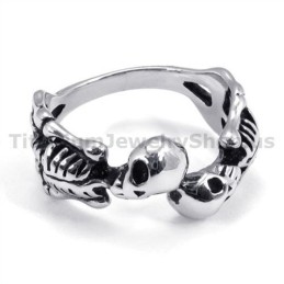 Skull Titanium Ring
