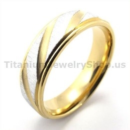 Gloden Titanium Ring With Diamond