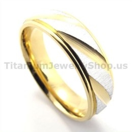 Gloden Titanium Ring With Diamond