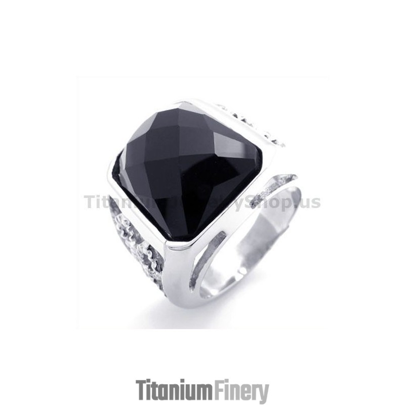 Titanium Ring With Zircon Titanium Ring With Zircon