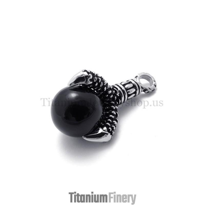 Eagle'S Paw And Black Gem Titanium Pendant Eagle'S Paw And Black Gem Titanium Pendant