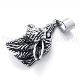 New Classical Wolf Head Titanium Pendant