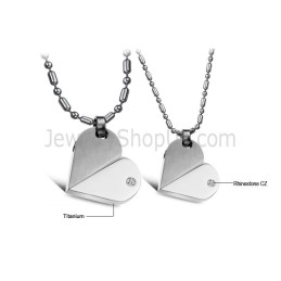 Titanium Silver Sweetheart Pendants With Rhinestones And Free Chains 111