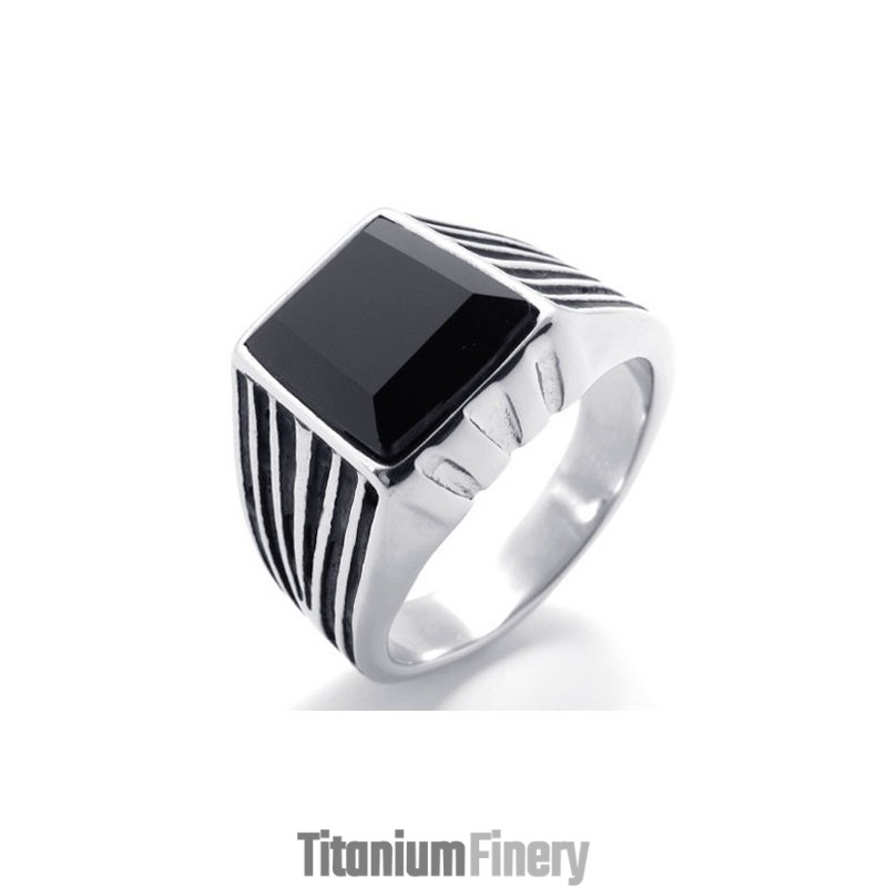 Gem Titanium Ring Gem Titanium Ring