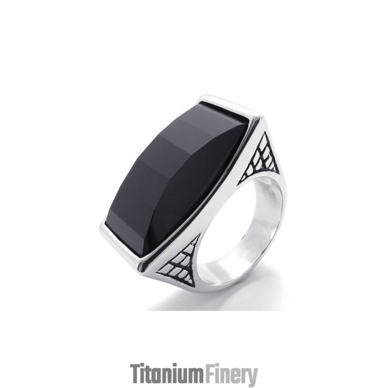 Gem Titanium Ring Gem Titanium Ring
