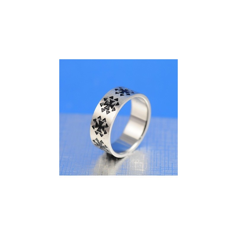 Exquisite Titanium Men's Ring Exquisite Titanium Men's Ring