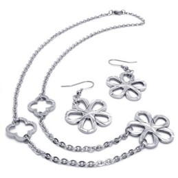 Beautiful Design Color Brilliancy Excellent Quality Titanium Jewelry Set Including Necklace, Pendant, Earring