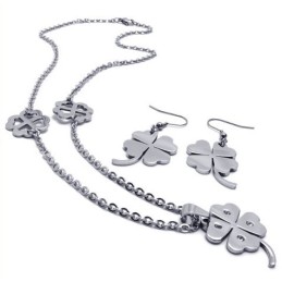 Elegant Shape Color Brilliancy Excellent Quality Titanium Jewelry Set Including Necklace, Pendant, Earring