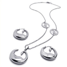 Elegant Shape Color Brilliancy Excellent Quality Titanium Jewelry Set Including Necklace, Pendant, Earring